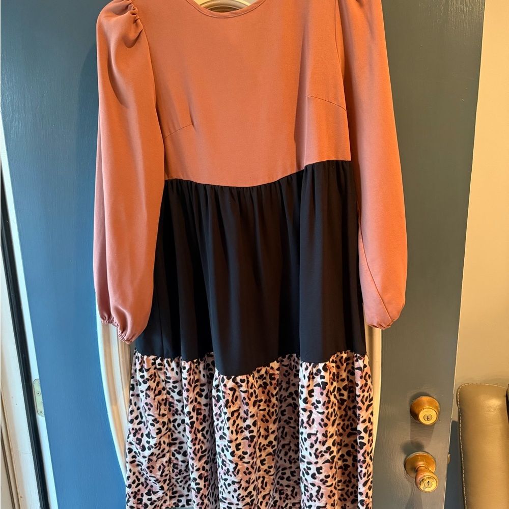 SHEIN Pink and Black Leopard Print Women’s Dress
